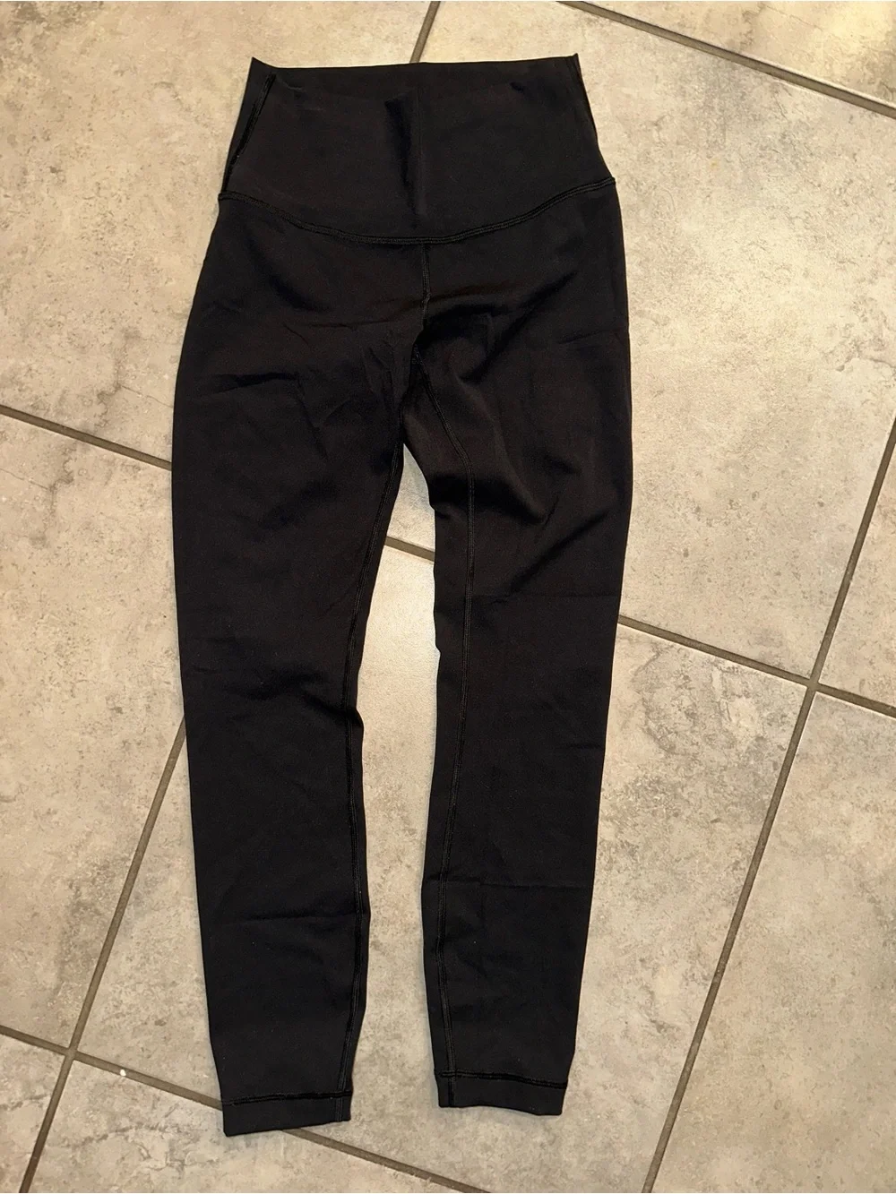 lululemon athletica Black wunder under size 4